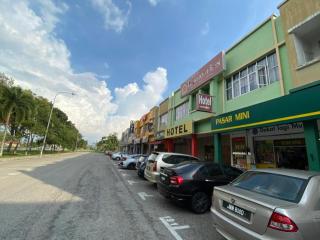 OYO 89760 Harmoni Inn Hotel - 2