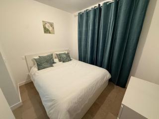 Appartement T2 dans un château du XVIIe bords de Marne La Varenne - 1