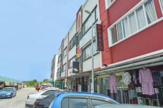 OYO 90431 CZ Hotel - 1