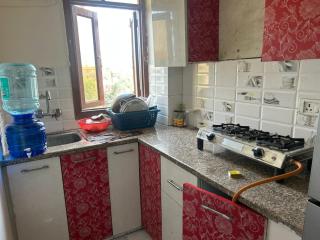 Tofino -1 BHK airconditioned serviced apartment with a forest view fully furnished with wifi ,fridge,smart tv,washing machine , operational kitchen and lift facility - 7