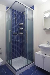 UHC Paradise Village Family Complex - 6