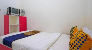 SPOT ON 91993 Pondok Hs Padalarang Syariah - 2