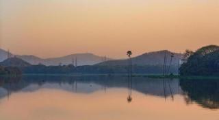 Mumbai Metro - The Executive Hotel - 5