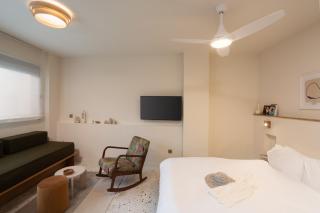 Eridanus Ceramis Suites - 4