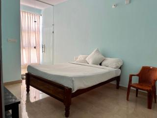 Hotel O SHRI THIRUMALA PARADISE LODGE - 3