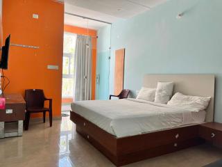 Hotel O SHRI THIRUMALA PARADISE LODGE - 4