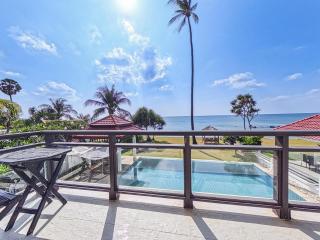 Beachfront! 4 Bedrooms - Malee Beach Villa E6 - 5