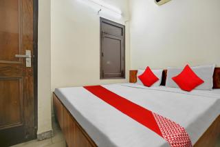 Hotel O Wave Inn Guest House - 3