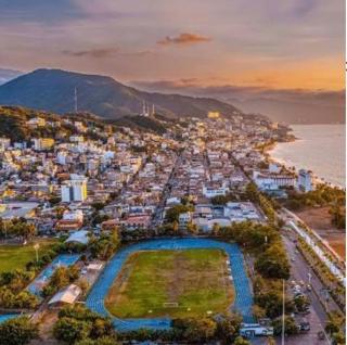 Modern and Cozy Rustic Loft - 2