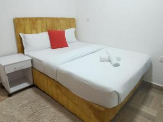 Jackie's studios and one bedroom apartment - 2