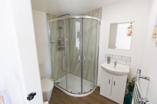 Modern Barn Conversion - 4