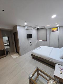 The Prime Rooms - 6