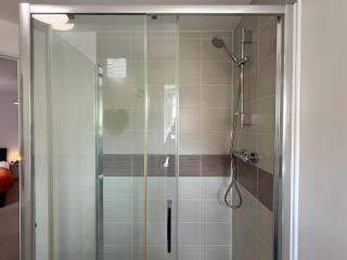 Contractors friendly 4Bed Home in Marylebone, Wi-Fi, Parking & Long Stays Savings - Leicester - 1