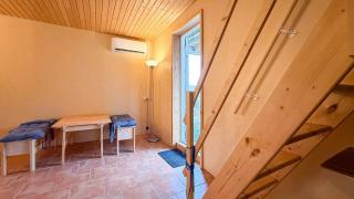 Scenic Villa Cabin by the Sea in Faroe Islands - 6