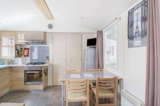 2 Bed - Sleeps 4 - On-Site Activities - Near Beach - 6