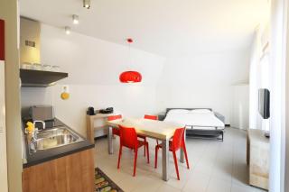 Lago & Monte Varese Apartments near Hospital and University - Varese - 5