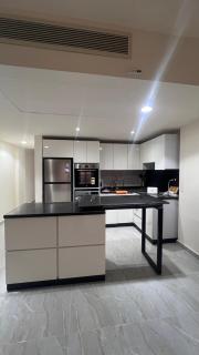 Marina City Apartment in Port Ghalib - 2