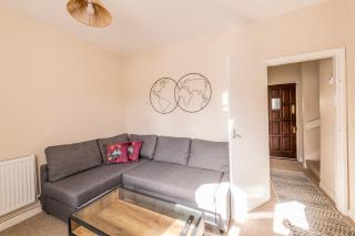 Coach House by Prescott Apartments - 0