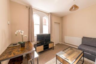 Coach House by Prescott Apartments - 2