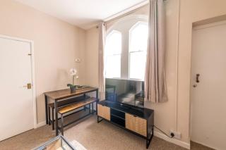 Coach House by Prescott Apartments - 5