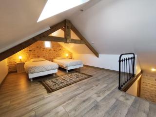 Omaha Secret Normandy Cottages - 7