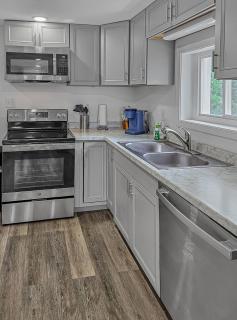 Beautifully Re-modeled 3 Bedroom Home- 218 Mockingbird Lane - 1