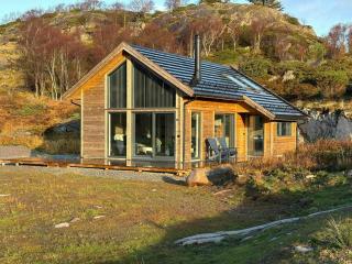 Architect-Designed Cabin By Sæstadvannet - 0