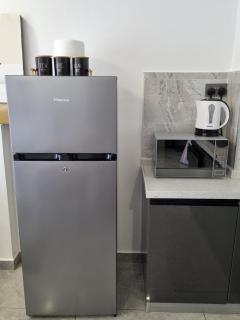 Chic Kilimani Apartment Heart of Nairobi's Hotspot - 2