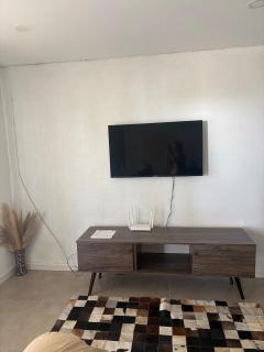 Casa de dos plantas, amueblada - 0