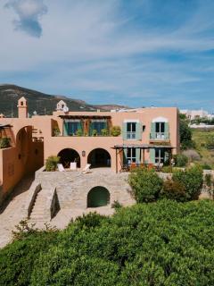 Beachfront Majestic Villa - 7