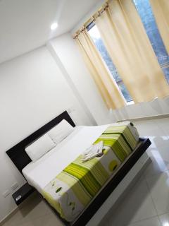 Hotel Laureles Park - 1