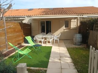 Maisonnette Les Mathes - piscine - Tennis - 4 pers - 0