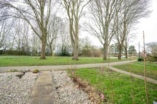 3 Bed House with Free Parking , 10 Min to i54 , Sleeps 5 , Ideal for Contractors & Families - 5