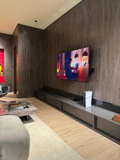 Fully Furnished 2 Bedroom Apartment - 8