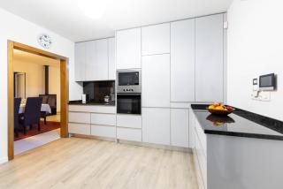 Madorra House I Heated Pool - 3