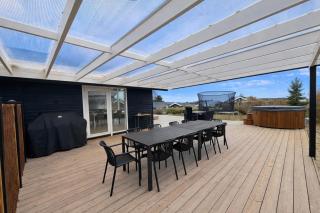 Fjordside Holiday Home with Hot Tub and Quiet Nature - 8