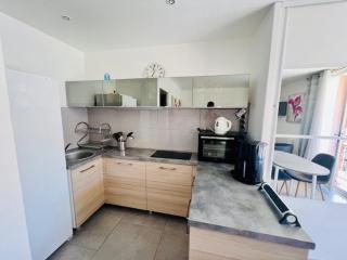 Studio Confortable avec Animaux Admis et WIFI - FR-1-703-224 - 1