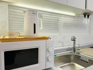 오픈특가 제니스테이 Jenie Stay 공항픽업 명동30분 롯데월드5분 성수4분 KSPO 짐보관 8인가족 - 8