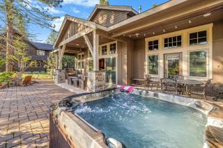Monabel Manor - 7