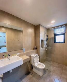 Sky-High Seaview Apartment - Timur Bay Kuantan - 1