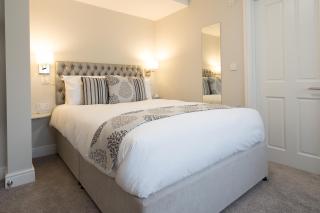 The Maple Manor Hotel - Crawley - 4