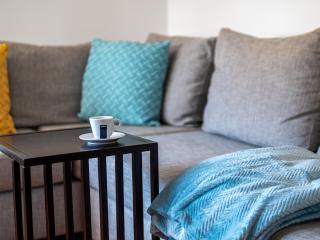 Bright 2BR Apartment in Central Sofia - 3