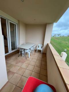Apartamento dos habitaciones con vistas al campo de golf - 2