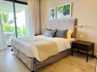 Le Savoy Three Bedroom Penthouse Rooftop Pool by LOV Mauritius - 9