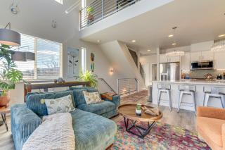 Less Than 2 Mi to Dtwn Reno Luxe MidTown Gem with Patio - Reno - 6