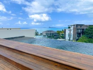 Le Savoy Three Bedroom Penthouse Rooftop Pool by LOV Mauritius - 0