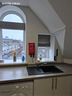 2BR Flat in North Road, Cardiff close to centre - 3