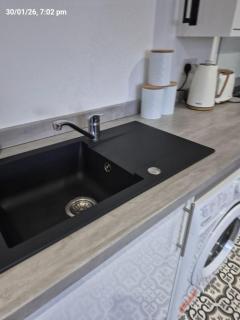 2BR Flat in North Road, Cardiff close to centre - 2