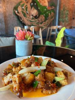 Neo cafe and hotel - 3