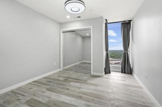Luxury Penthouse - Reese Tower - 0